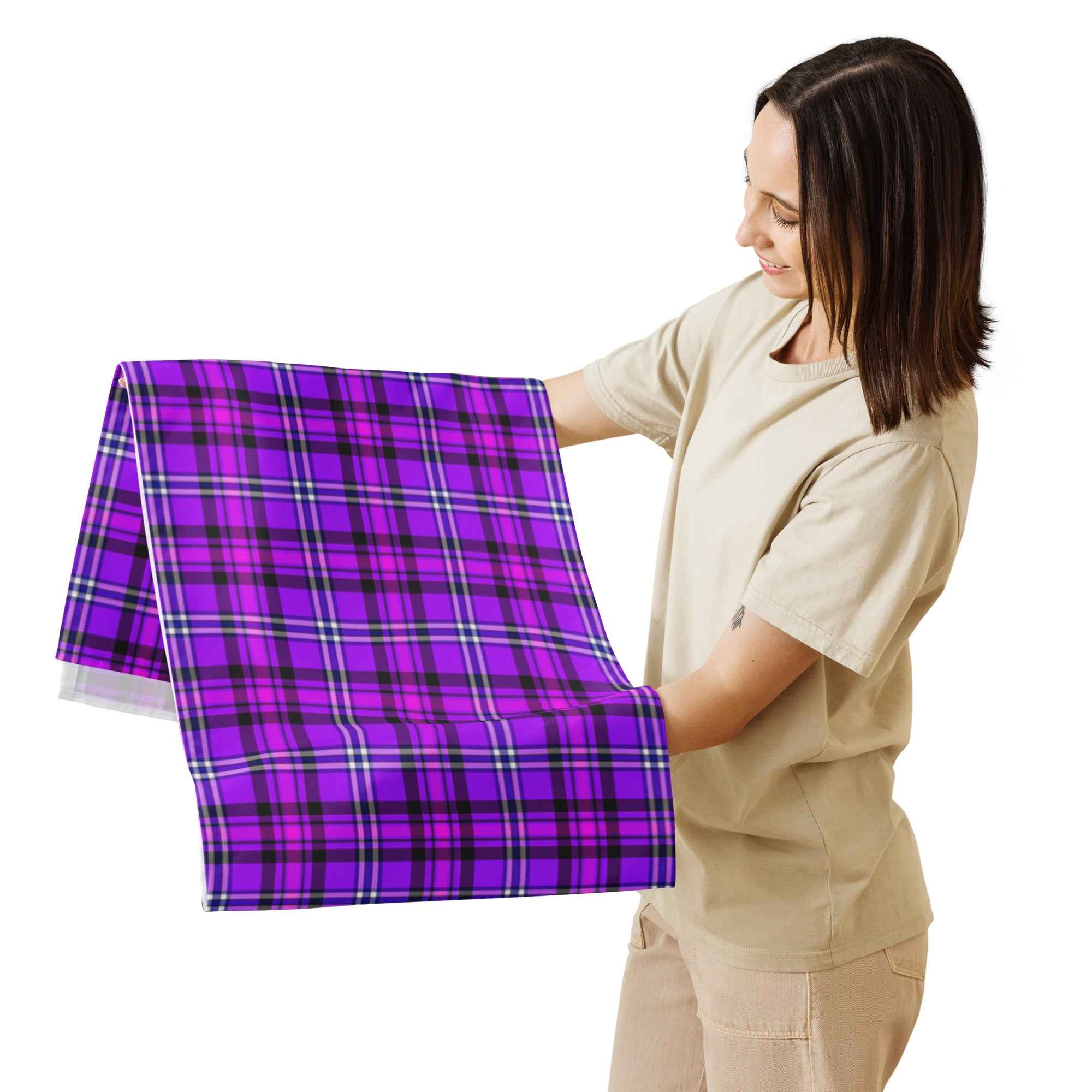 Table Runner Electric Violet and Fuchsia Plaid - Scottish Squares